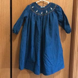 Rosalina smock dress 4T Xmas theme